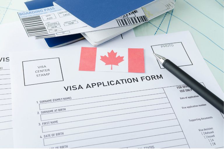 Hồ sơ xin thị thực Canada